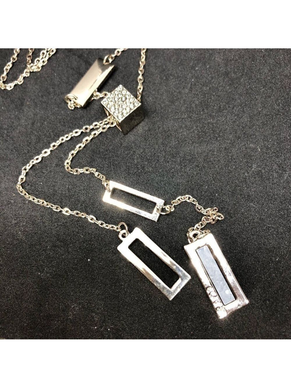 NEW-RHINESTONE Studded GoldSq Pendant&Charms Chain